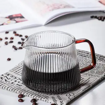 350ML/500ML Vertikaalne Muster Kohvi Jagamine Pot kohvikann V-kujuline Tila Triibuline Disain Klaasist Kodus kohvimasin
